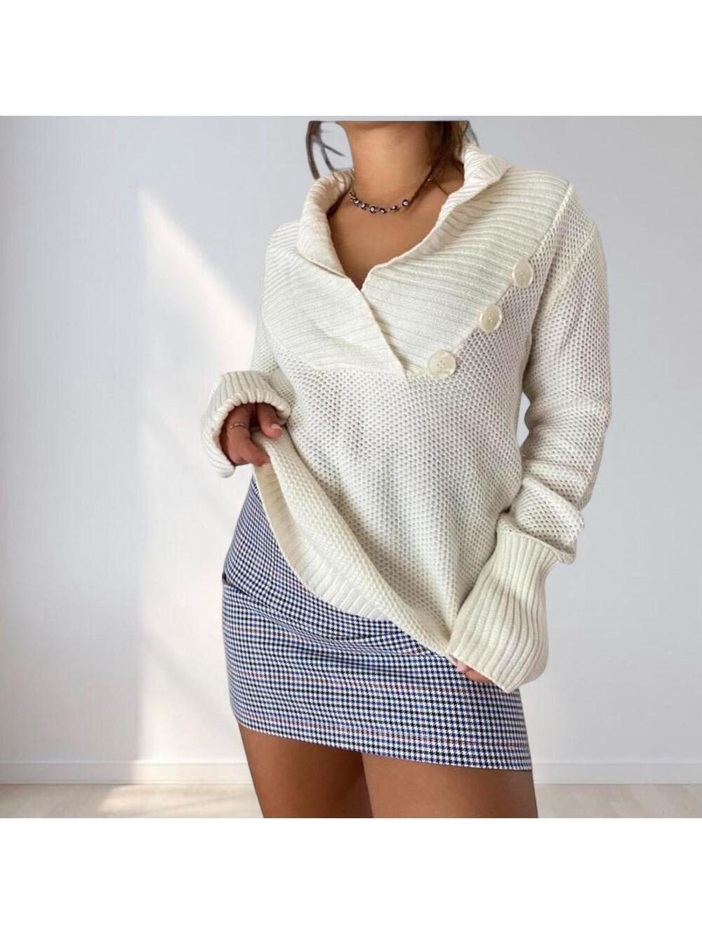 white/cream sweater